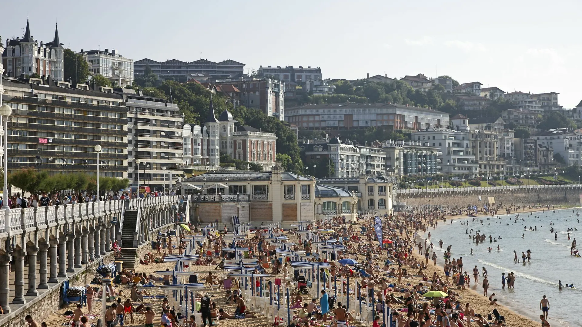 Playa De La Concha 5 By Feelfree Rentals サン・セバスティアン 0*,  スペイン